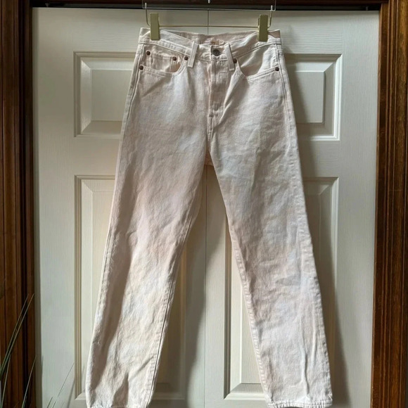 Rare Levi’s WEDGIE STRAIGHT FIT WOMEN'S In the Peach 🍑 Jeans Women’s size 27 - Picture 3 of 16